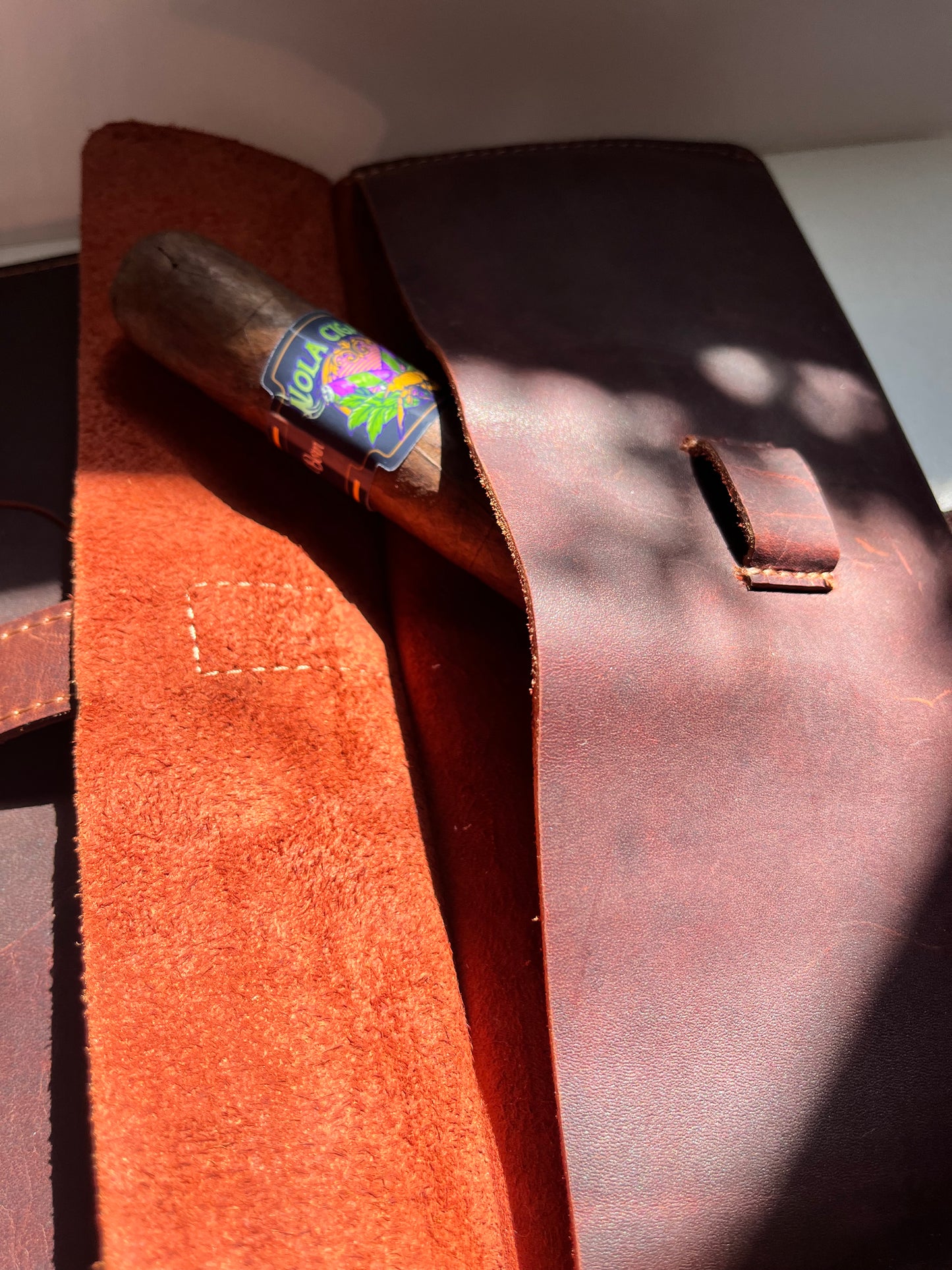 Custom Leather Cigar Case
